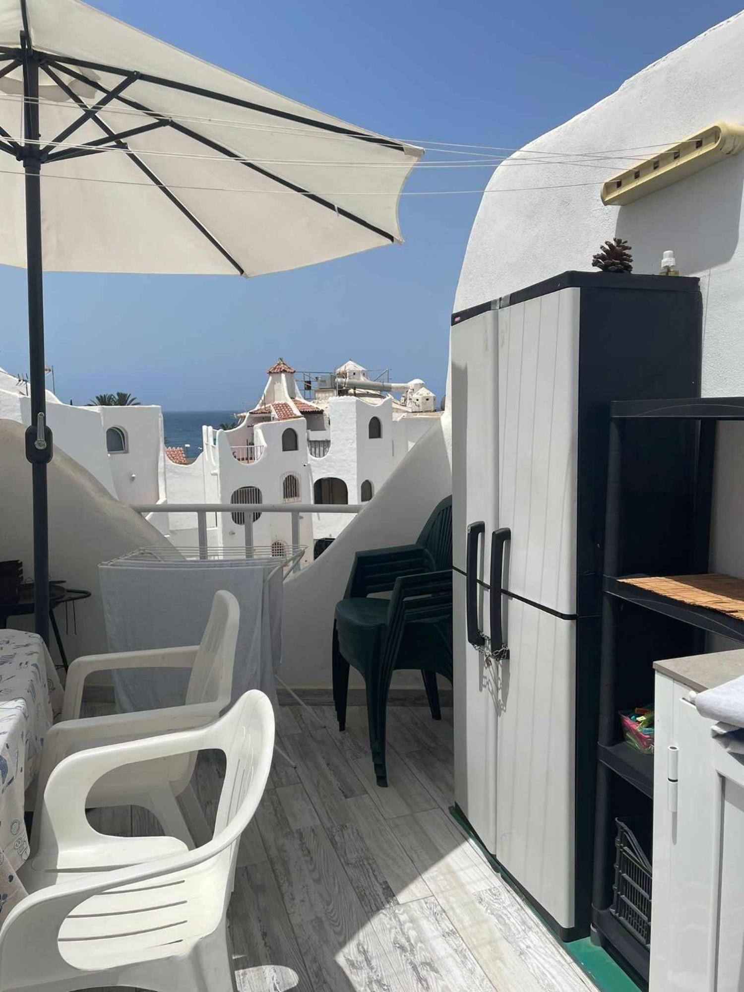 Wonderful White Appartament In Las Tortugas 플라야데라스아메리카스 외부 사진