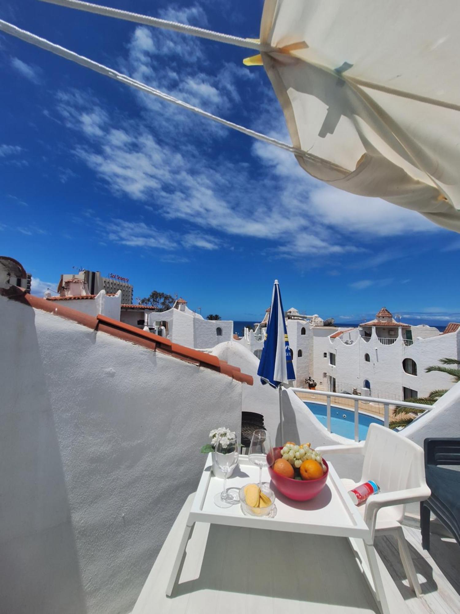 Wonderful White Appartament In Las Tortugas 플라야데라스아메리카스 외부 사진